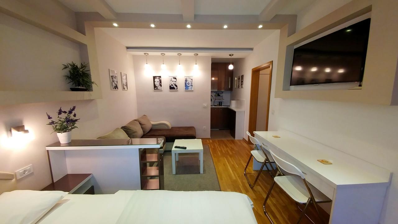 Apartment Oasis Belgrado Buitenkant foto