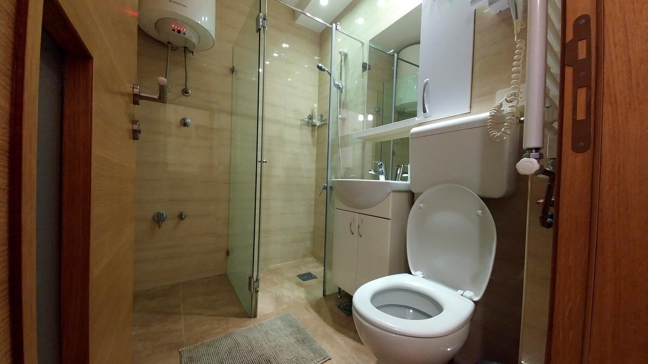 Apartment Oasis Belgrado Buitenkant foto